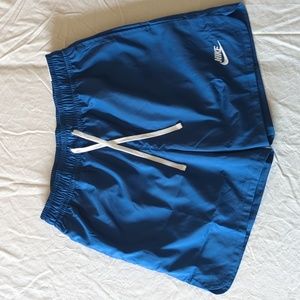 Nike Club Woven Lined Flow Shorts Men Sports 6"